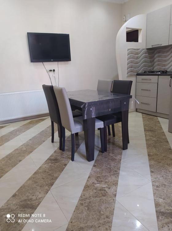 Apartment Face Батуми Екстериор снимка